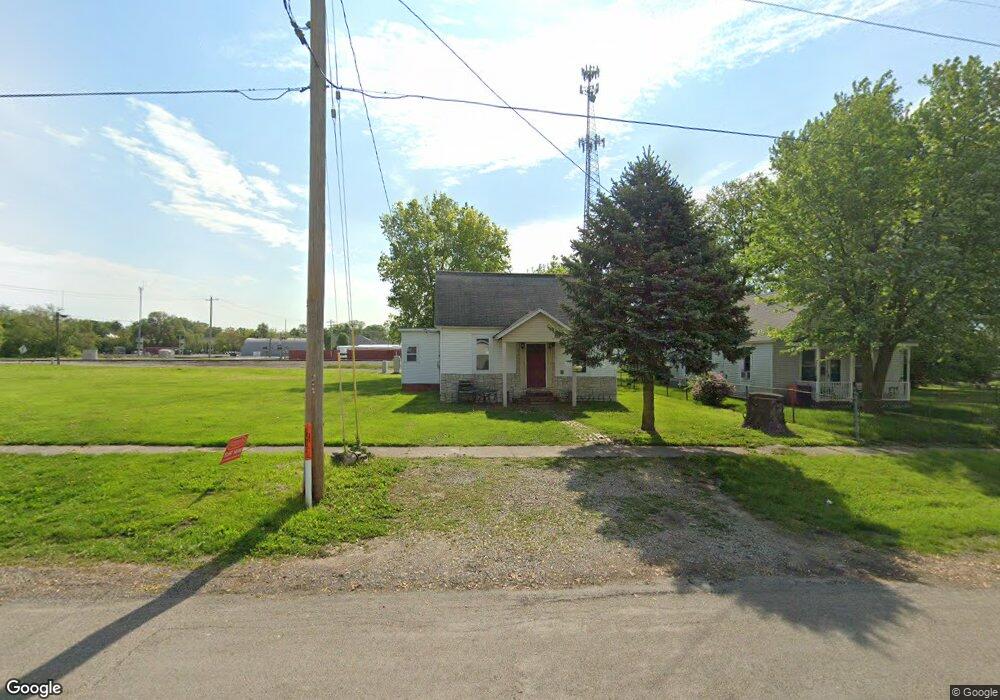612 S 21st St, Mattoon, IL 61938 - photo 1