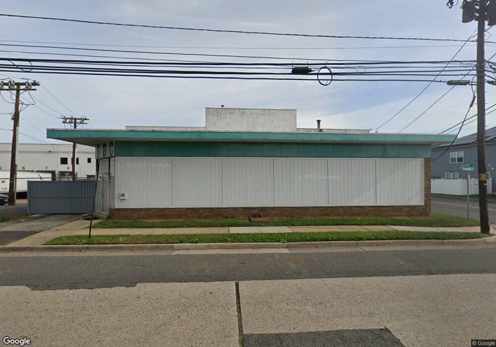 1539 W Blancke St, Linden, NJ 07036 - photo 1