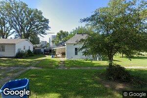 207 W 4th St, Waverly, KS 66871