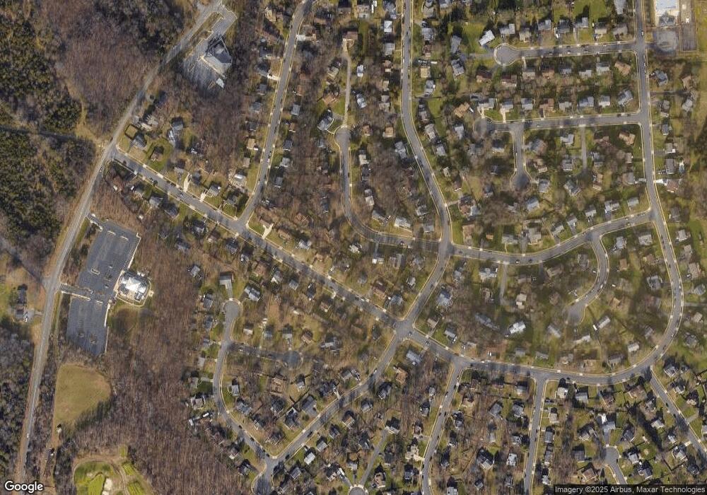 15207 Philip Lee Rd, Chantilly, VA 20151 - photo 1