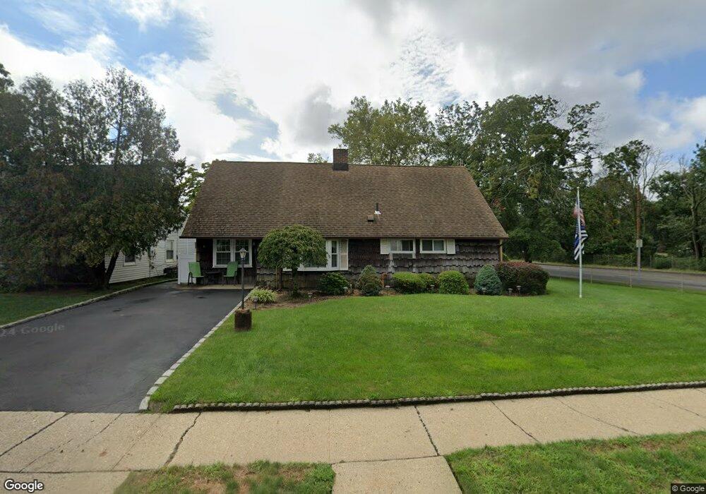 101 Chimney Ln, Levittown, NY 11756 - photo 1