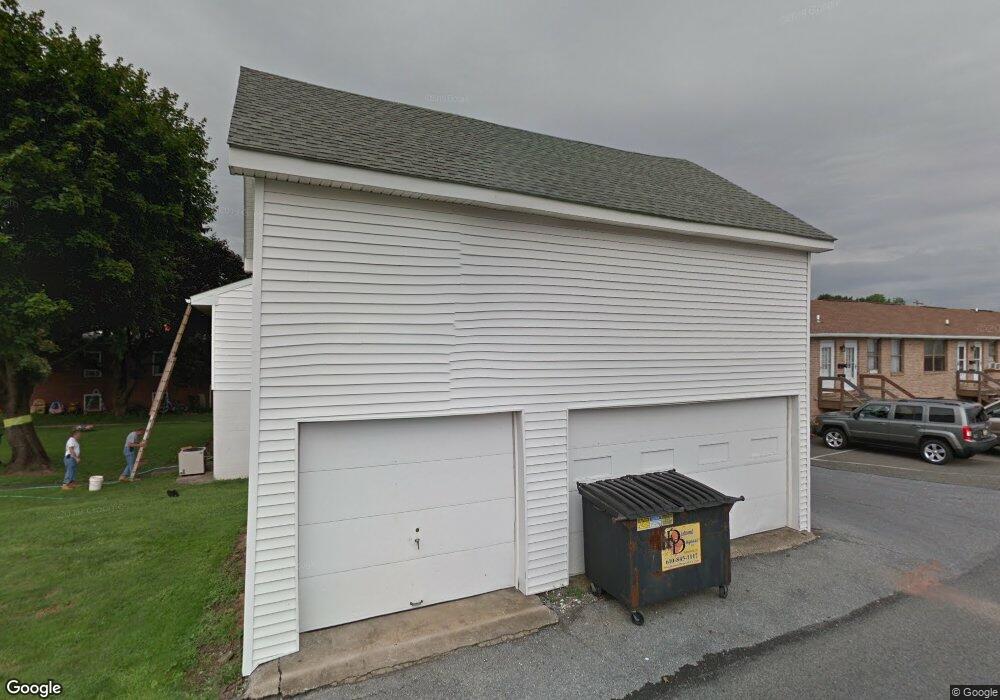 32 S Washington St, Boyertown, PA 19512 - photo 1