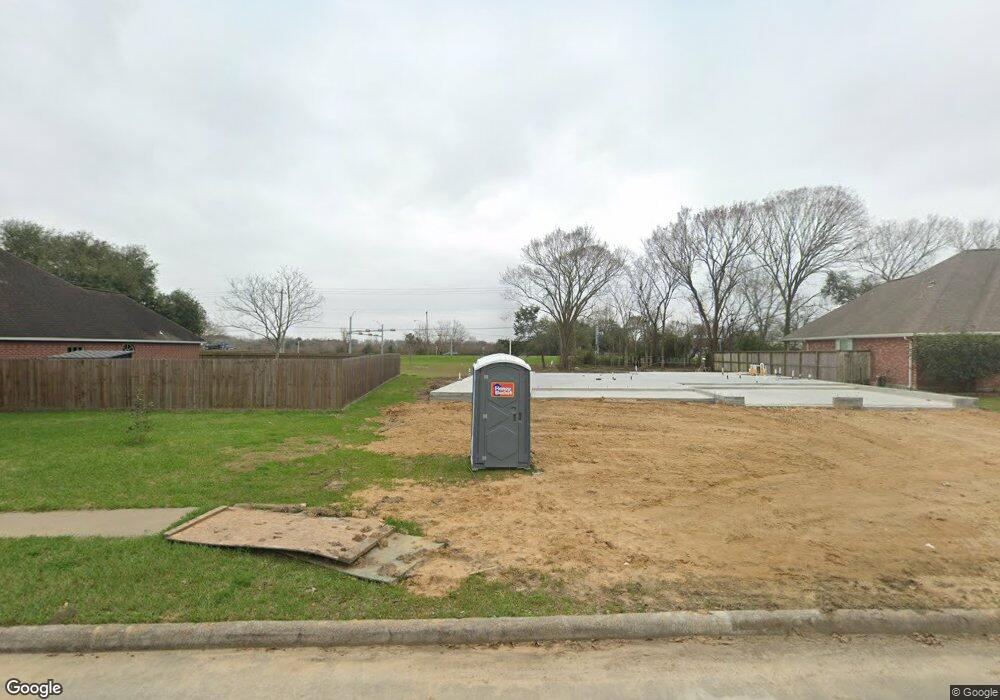 2065 Troon Dr, Alvin, TX 77511 - photo 1