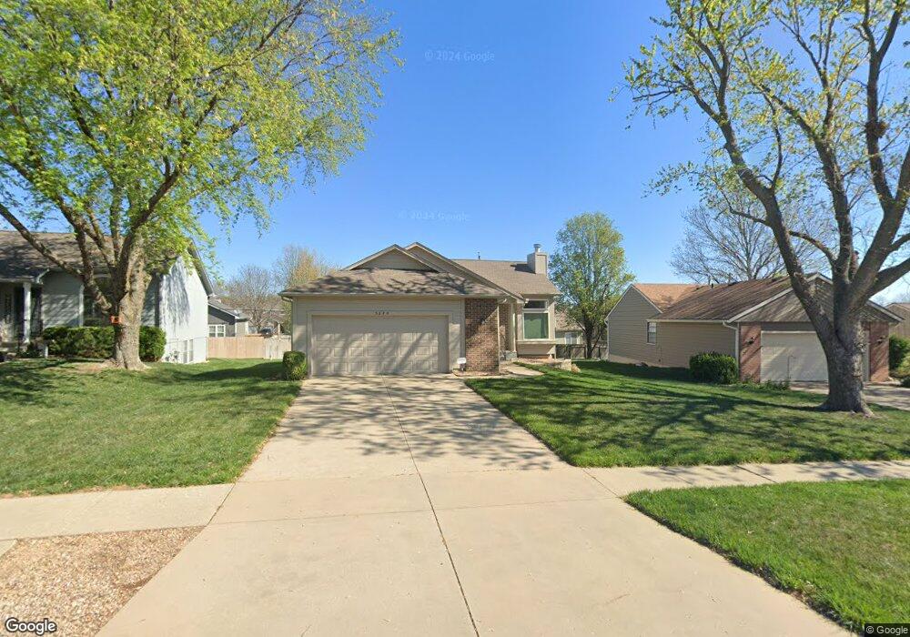 5620 SW 35th St, Topeka, KS 66614 - photo 1