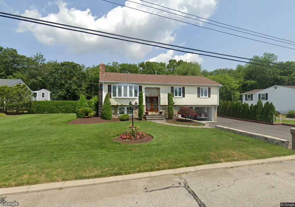 15 Maplecrest Dr, North Dartmouth, MA 02747 - photo 1