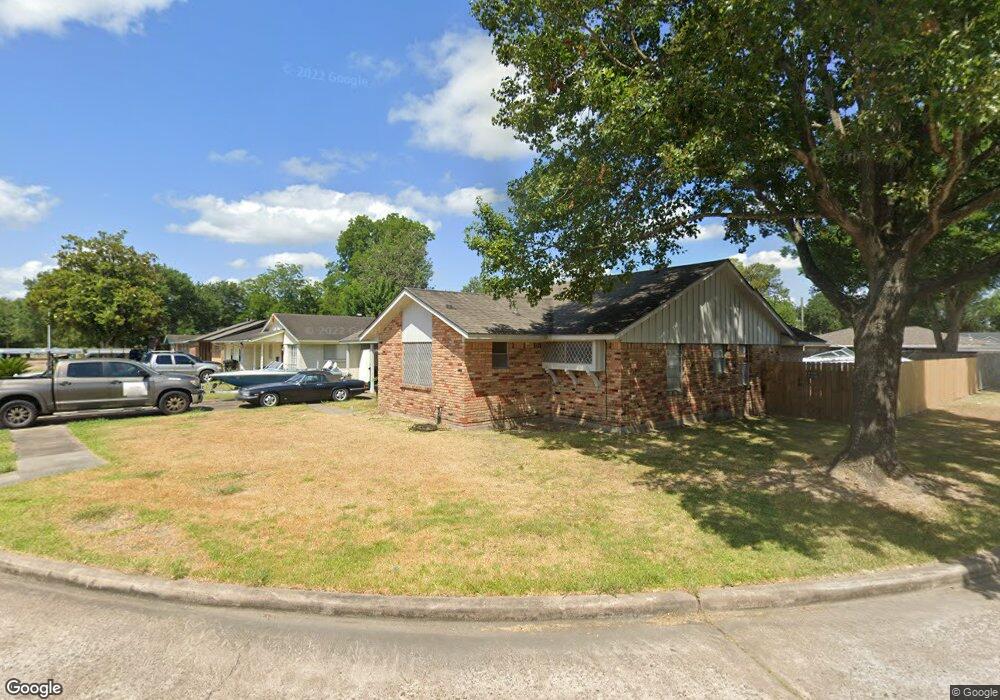 10611 Southport Dr, Houston, TX 77089 - photo 1