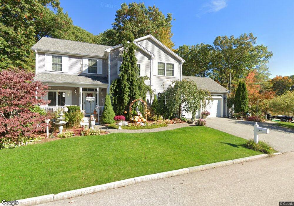 254 Stanton St, Manchester, NH 03103 - photo 1