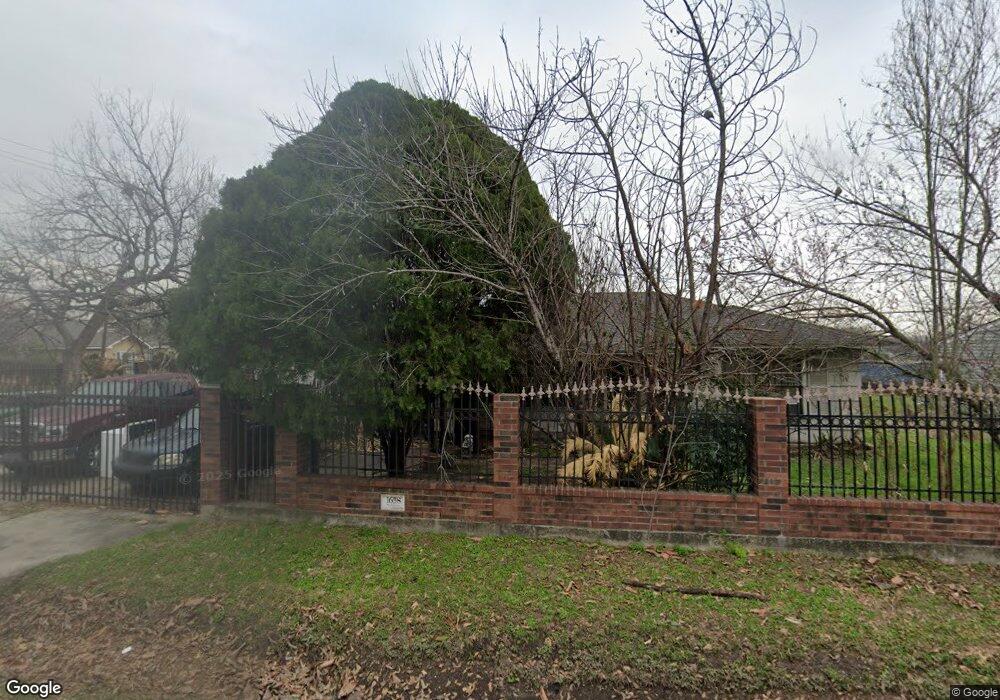 1658 Walton St, Houston, TX 77009 - photo 1