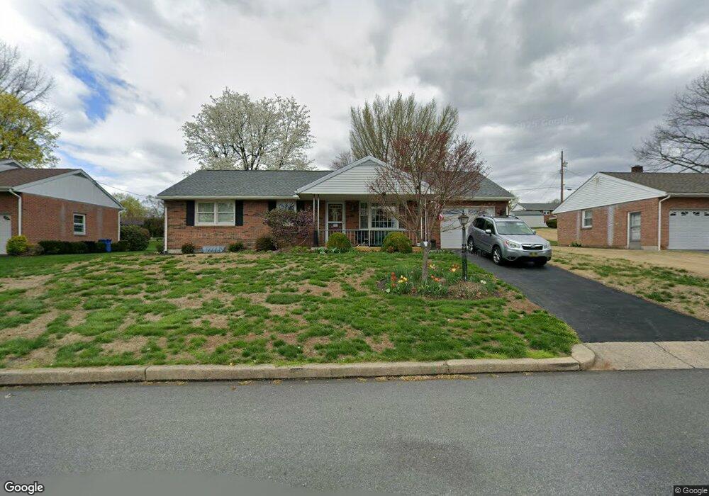 1037 Rhodora Ave, Reading, PA 19605 - photo 1