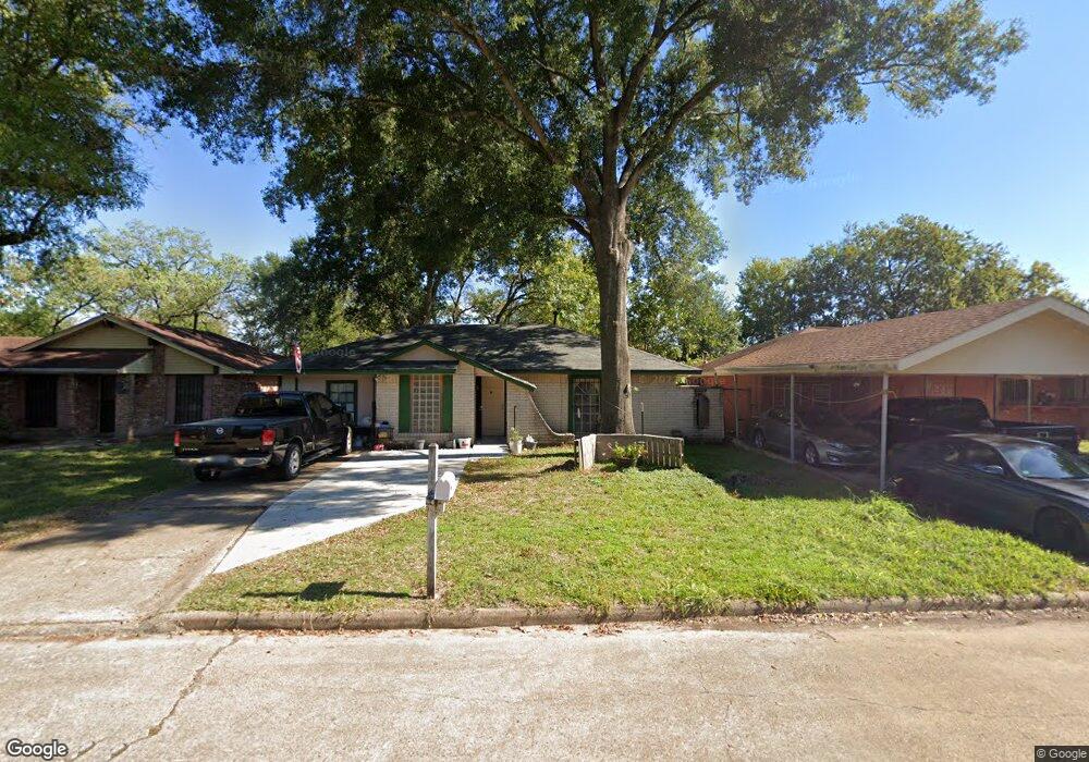 9210 Burford Ln, Houston, TX 77088 - photo 1
