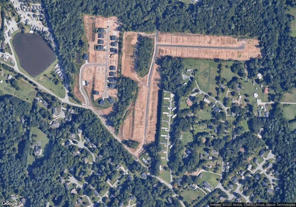 82 Rutledge Rd, Fletcher, NC 28732 - photo 1