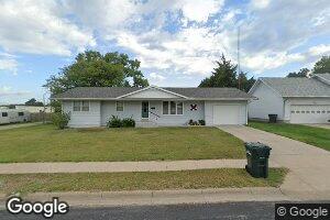 233 W G St, Phillipsburg, KS 67661