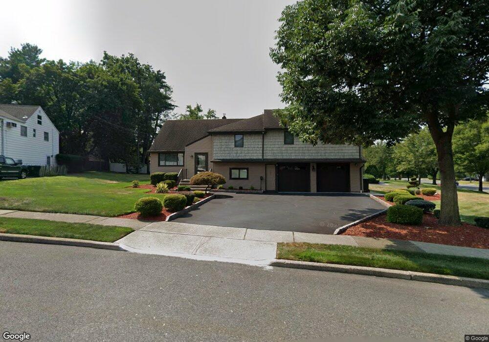 104 Ivanhoe Dr, Paramus, NJ 07652 - photo 1