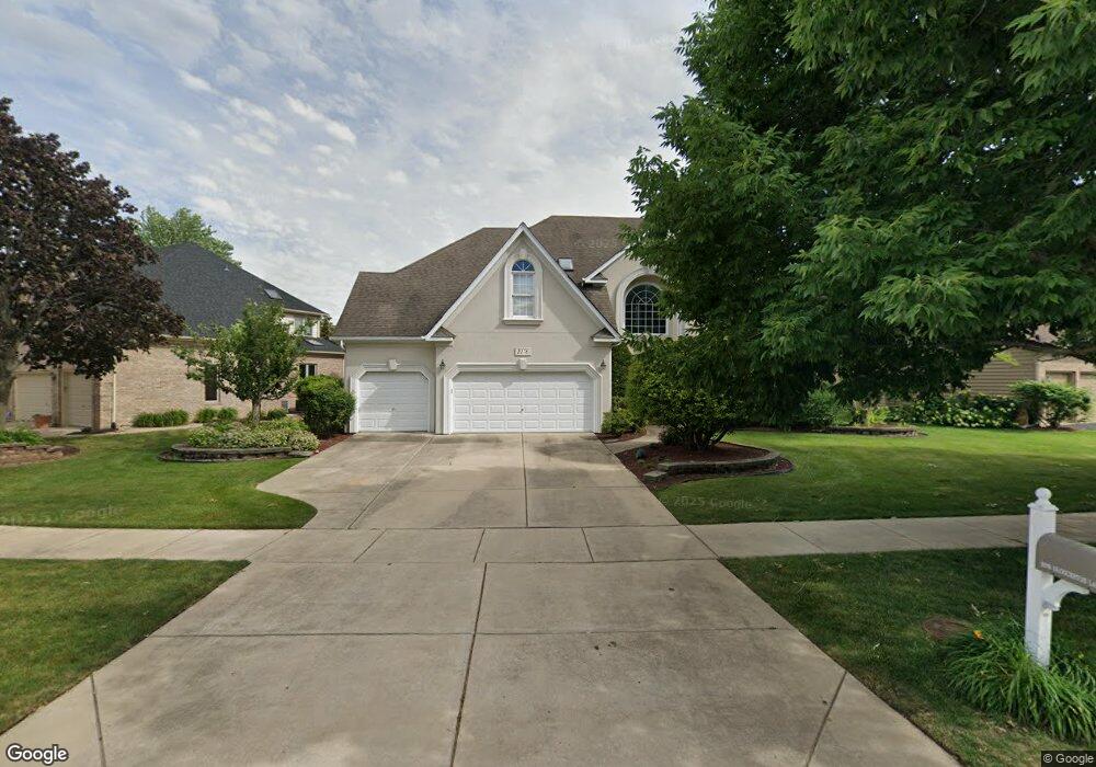 2276 Glouceston Ln, Naperville, IL 60564 - photo 1