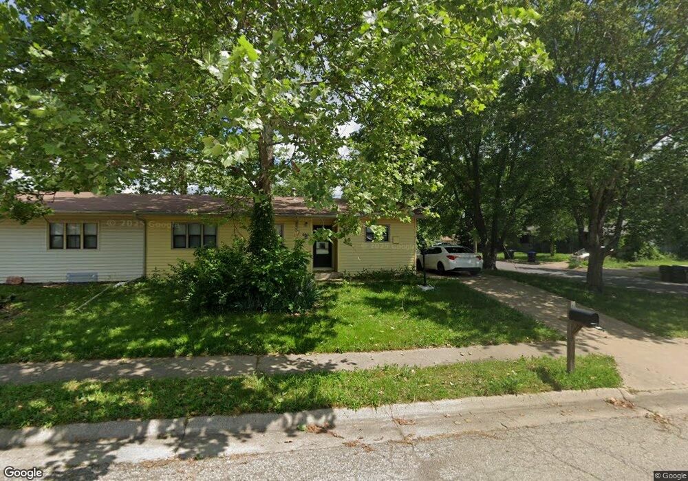 6601 SW Fairdale Dr, Topeka, KS 66619 - photo 1