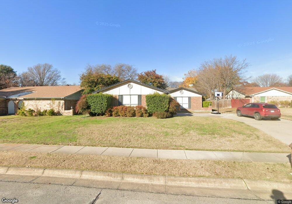 2613 Greenwood Ct, Bedford, TX 76021 - photo 1