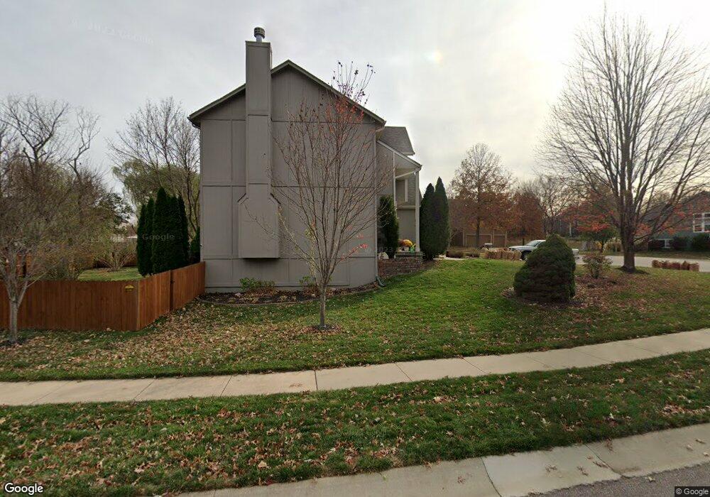 21219 W 51st St, Shawnee, KS 66218 - photo 1