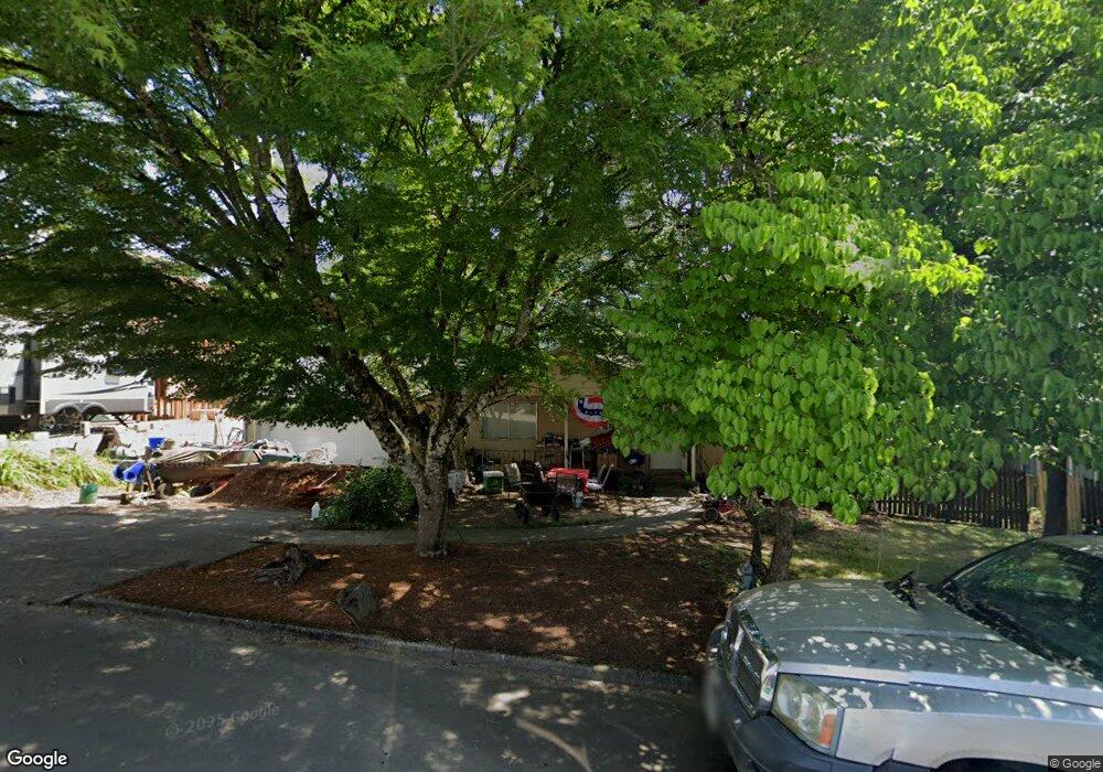 275 NW Ione St, Dundee, OR 97115 - photo 1