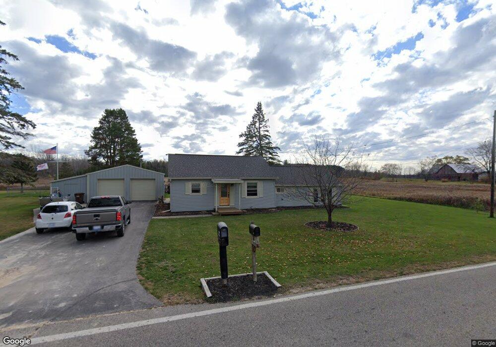 3358 E Hubbard Rd, Midland, MI 48642 - photo 1