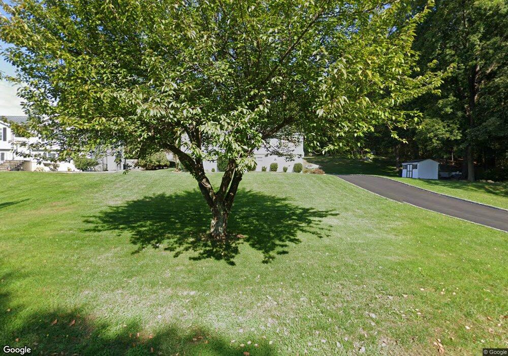 43 Laurie Rd, Cortlandt Manor, NY 10567 - photo 1