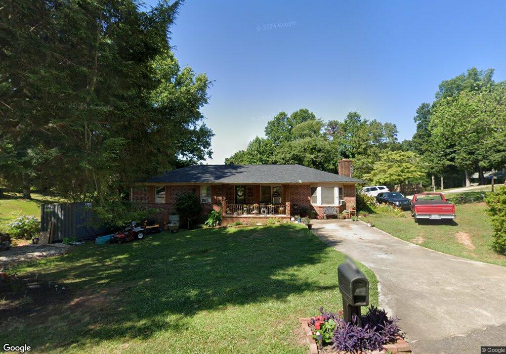 2392 Stephens Cir, Gainesville, GA 30506 - photo 1