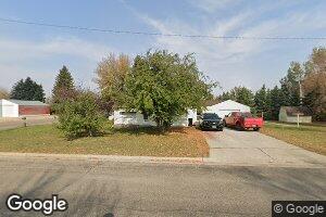 403 4th St NE, Kenmare, ND 58746