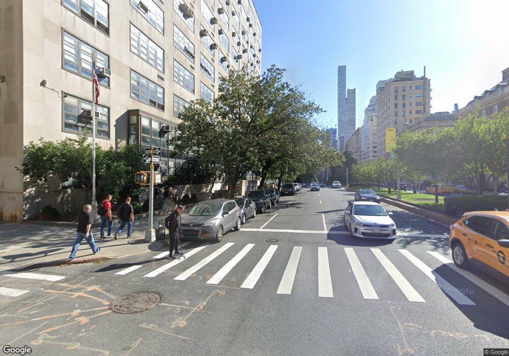 699 Psrk Hwy, Cedarhurst, NY 11516 - photo 1