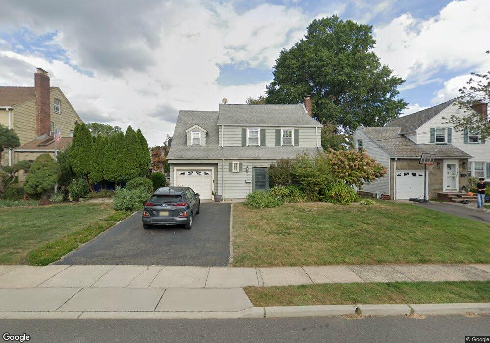 409 Huguenot Ave, Union, NJ 07083 - photo 1