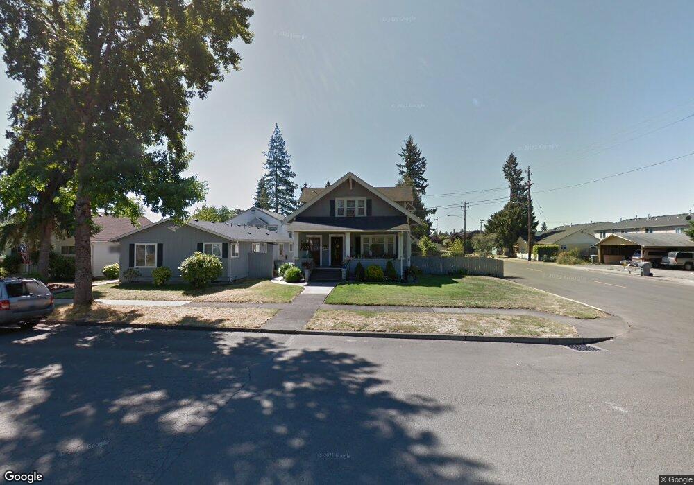 685 NW 4th Ave, Canby, OR 97013 - photo 1