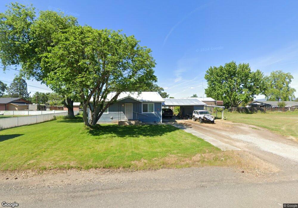 215 Laurelhurst St, Central Point, OR 97502 - photo 1