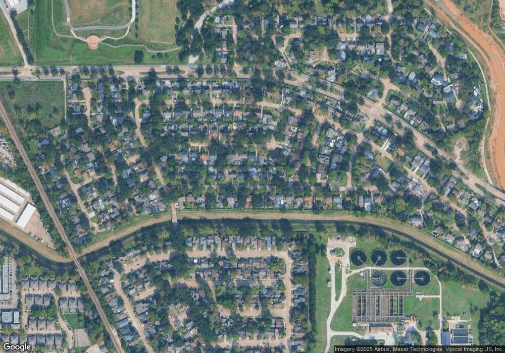 5024 Oak Shadows Dr, Houston, TX 77091 - photo 1