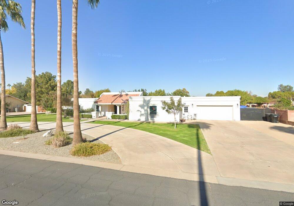 646 E Desert Ln, Gilbert, AZ 85234 - photo 1