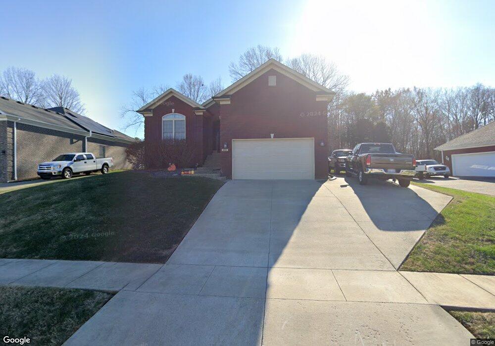295 Fernwood Dr, Mount Washington, KY 40047 - photo 1