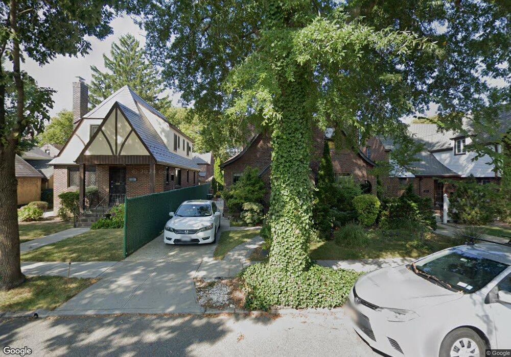 2730 168th St, Flushing, NY 11358 - photo 1