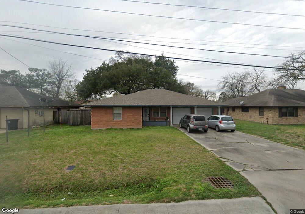 7709 Melrose St, Houston, TX 77022 - photo 1