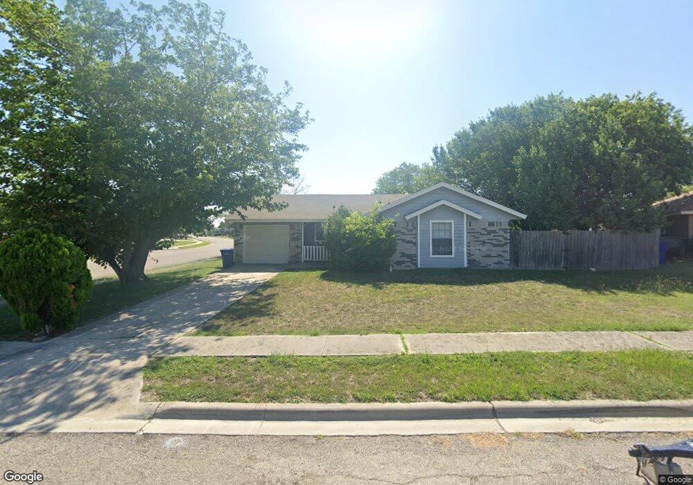 102 Lorna Cir, Copperas Cove, TX 76522 - photo 1