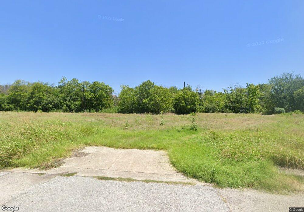 3502 Lebow St, Fort Worth, TX 76106 - photo 1