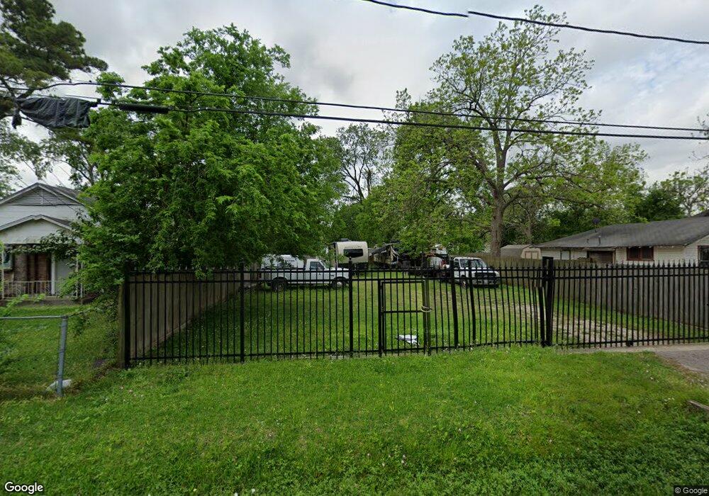 3610 Christie St, Houston, TX 77026 - photo 1