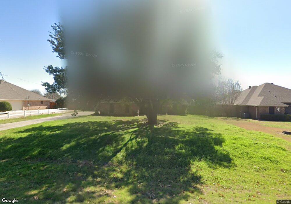 609 Aqua Vista Dr, Granbury, TX 76049 - photo 1