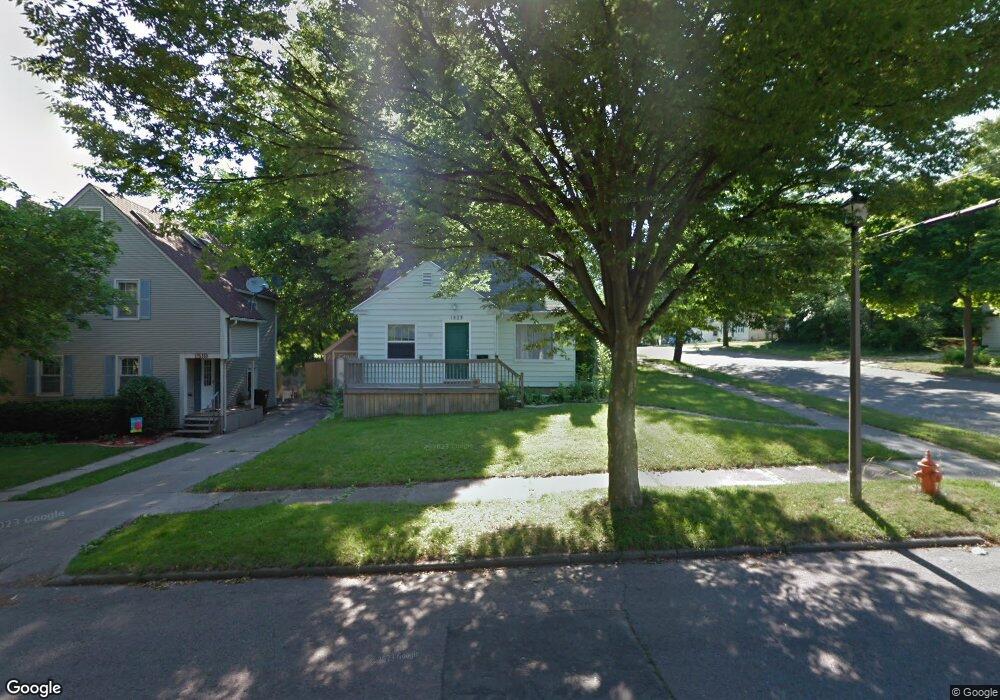 1523 Park Ave, Lansing, MI 48910 - photo 1