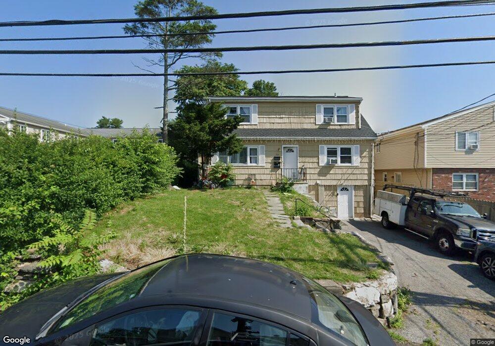222 Wardwell St, Stamford, CT 06902 - photo 1