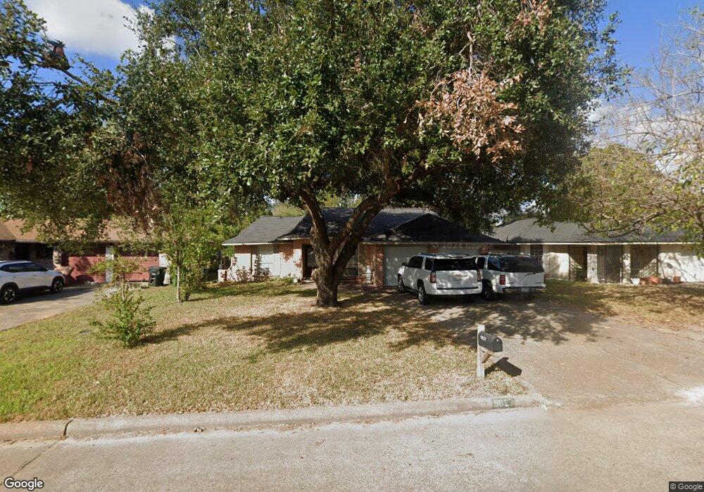 9827 Hannon Dr, Houston, TX 77040 - photo 1