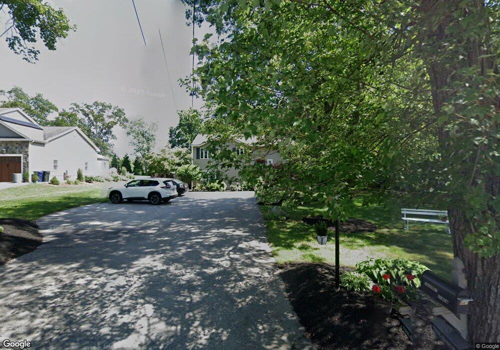 641 Marsh Hill Rd, Dracut, MA 01826 - photo 1