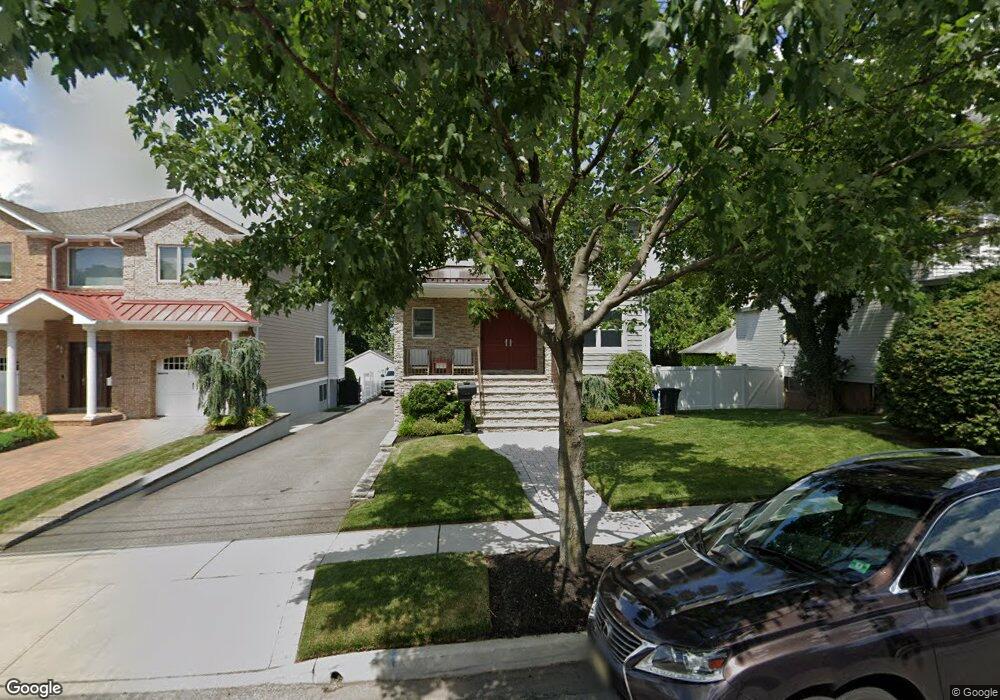 545 Page Ave, Lyndhurst, NJ 07071 - photo 1