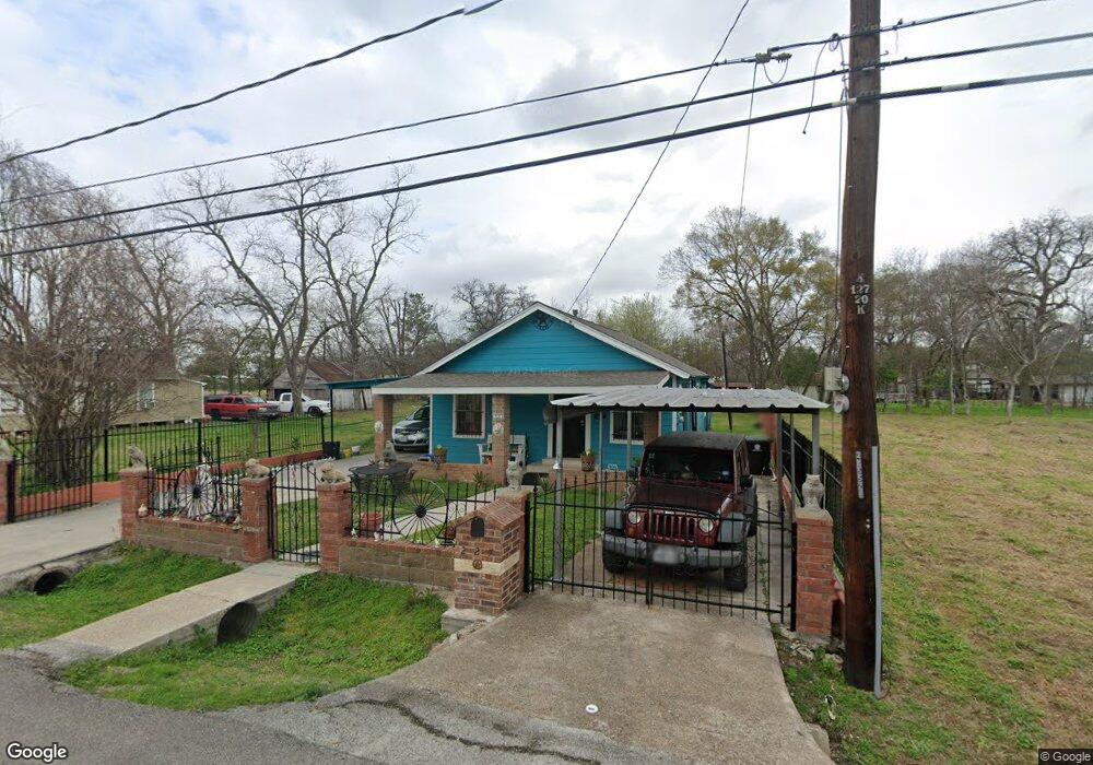 227 Basswood St, Houston, TX 77022 - photo 1