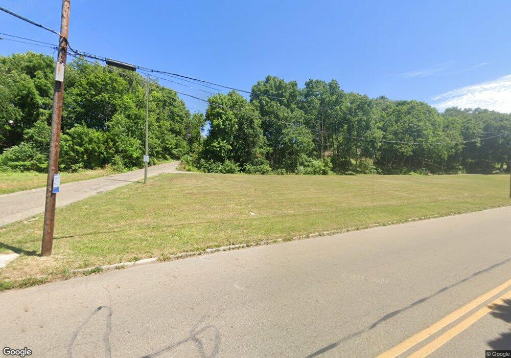 1107 Lawrence Rd NE, Canton, OH 44705 - photo 1