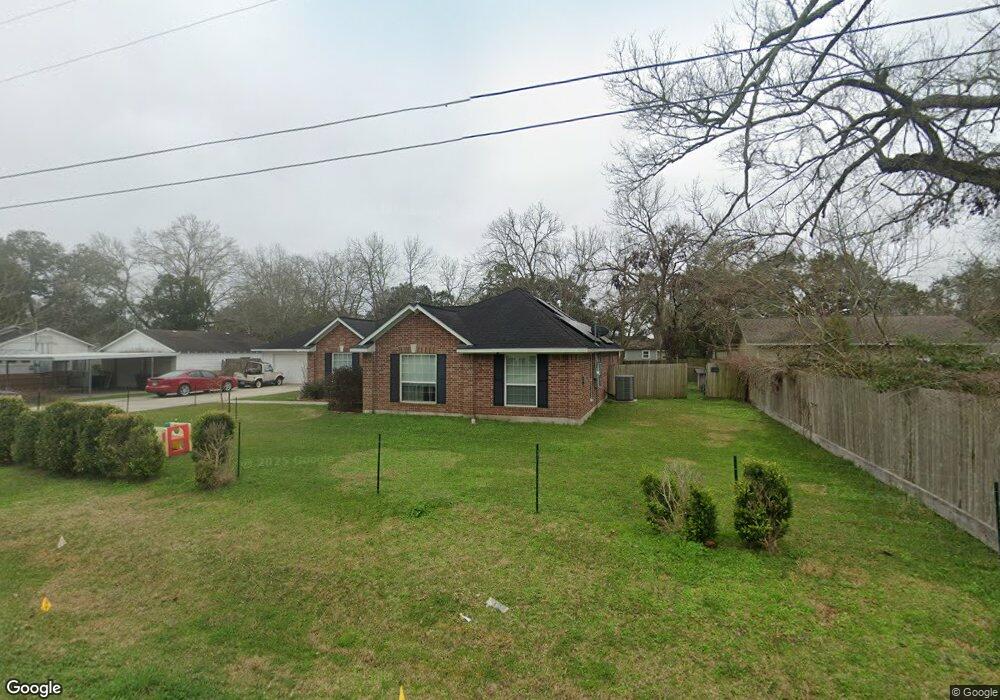 1315 Fairview Dr, Alvin, TX 77511 - photo 1