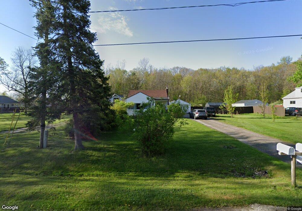 1218 Harding Dr, Flint, MI 48507 - photo 1