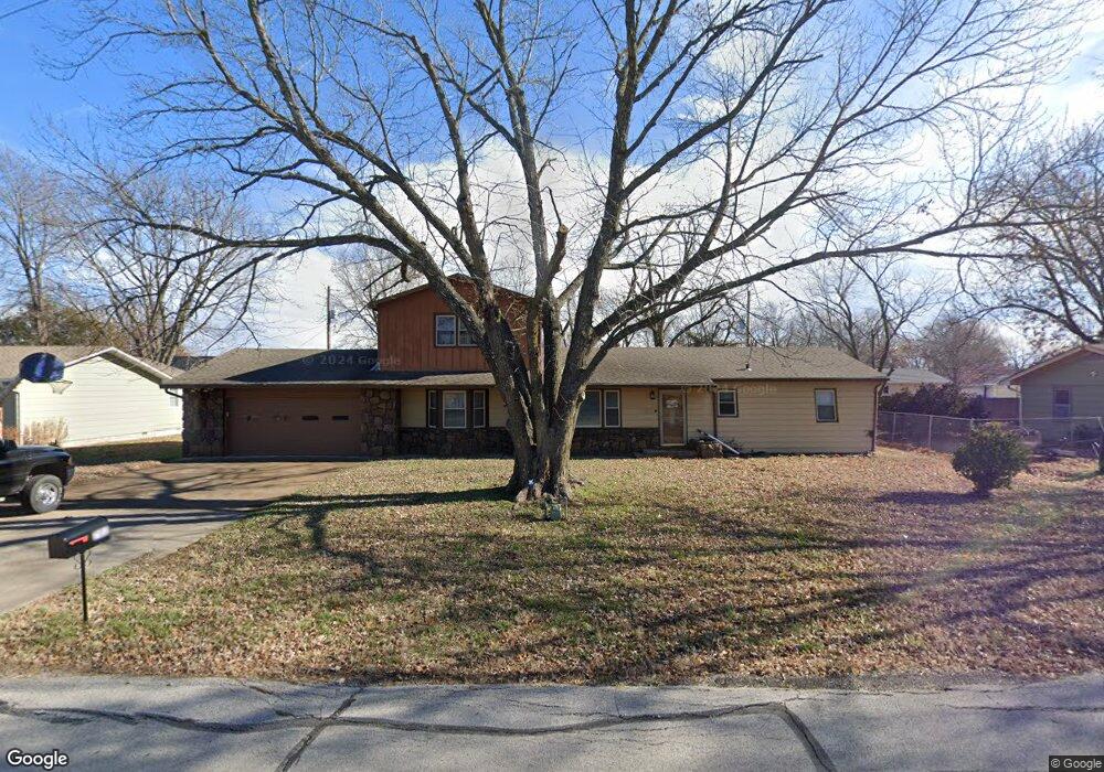 702 S 35th St, Parsons, KS 67357 - photo 1