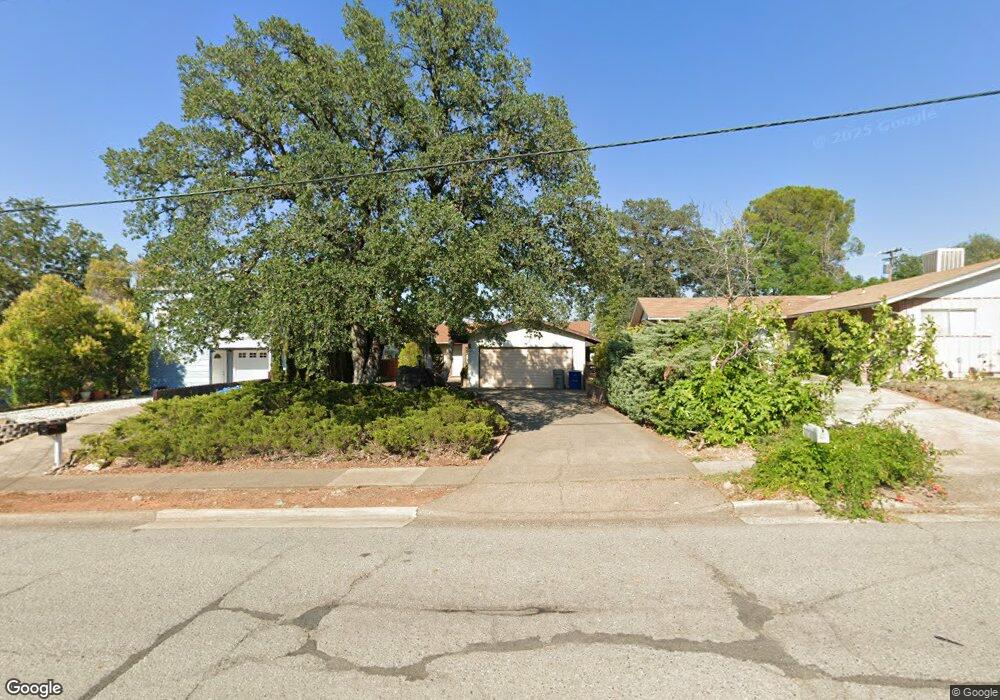 1525 Pleasant St, Redding, CA 96001 - photo 1